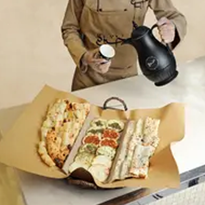 Manakeesh Box